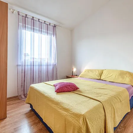 Two-bedroom In Daire *